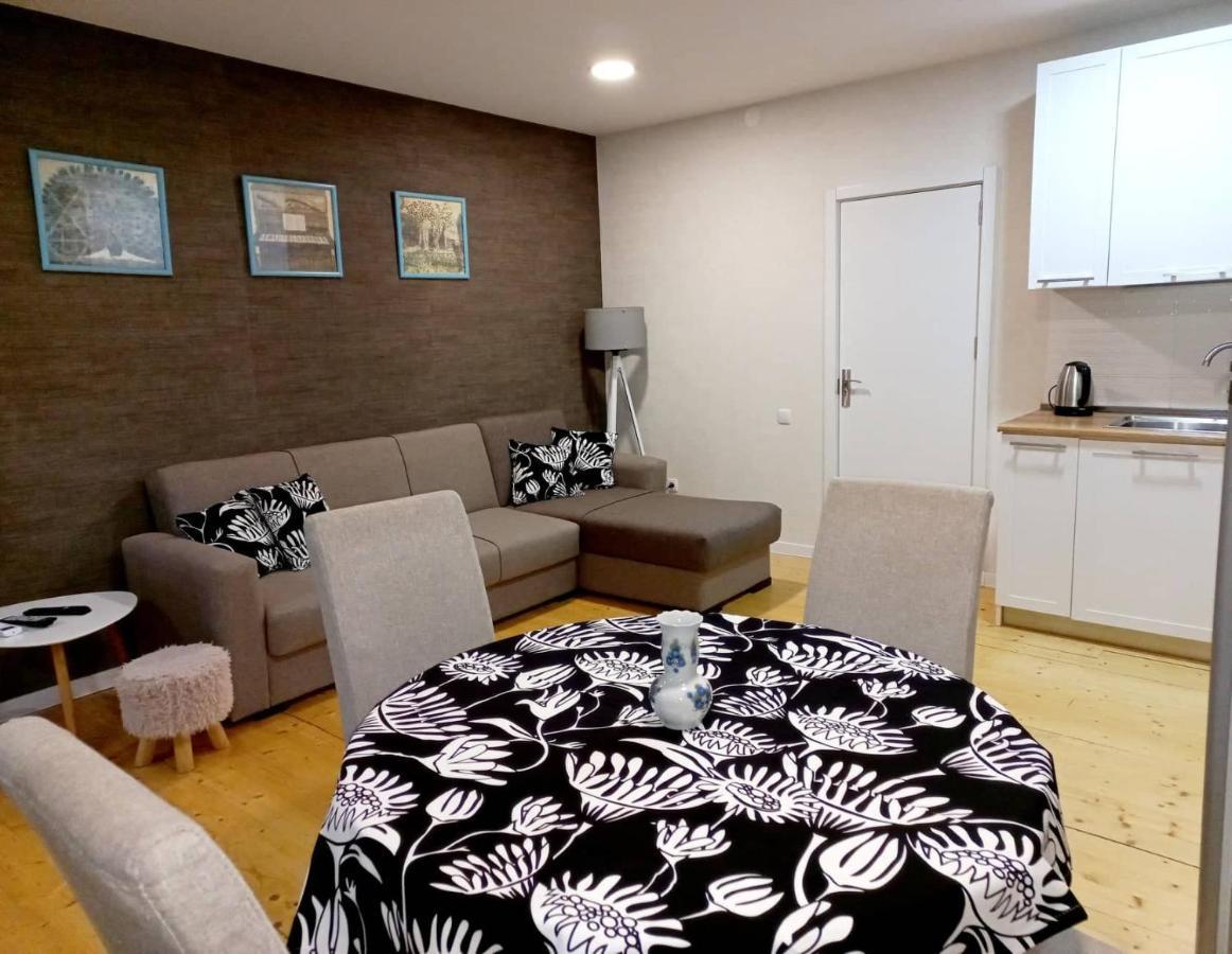 Boutique Apartment 17 Tbilisi Esterno foto