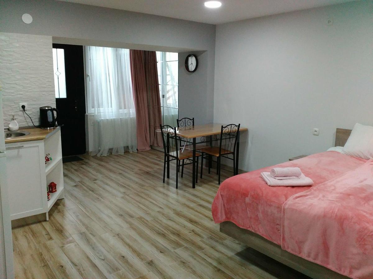 Boutique Apartment 17 Tbilisi Esterno foto